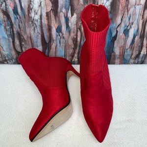 Catherine Malandrino Red Knit Pointed Toe Booties- US Size 8.5